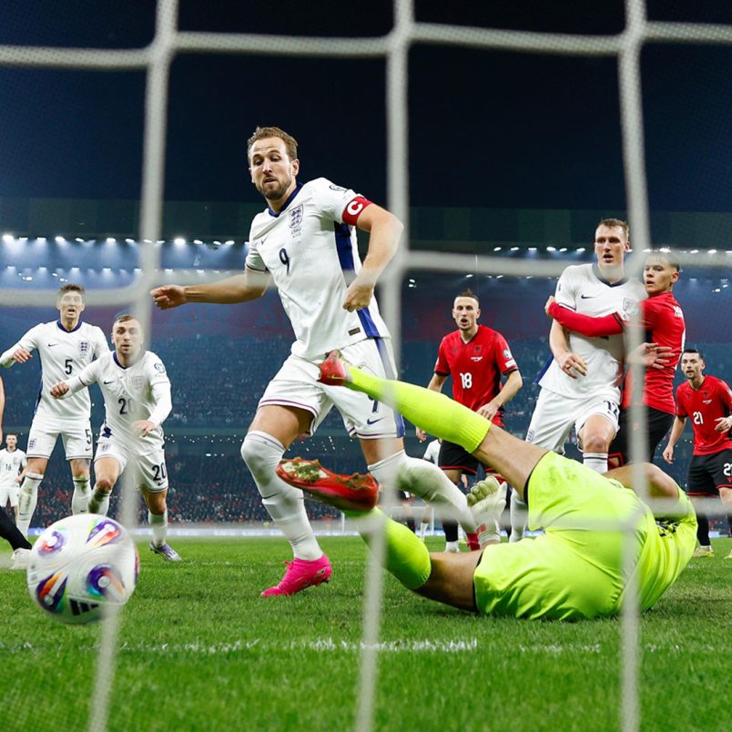 Which players have the most minutes in World Cup 2026?
