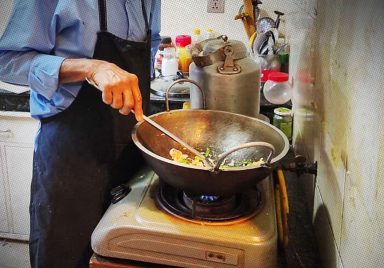 Does cooking on low heat use less gas?