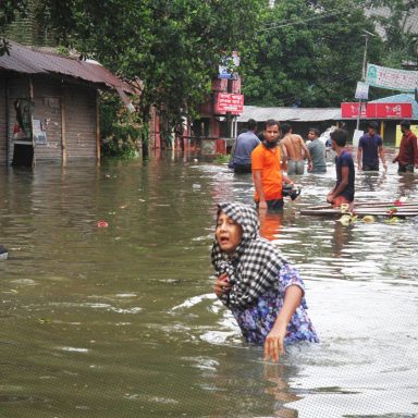 7 things you should never do in floodwater