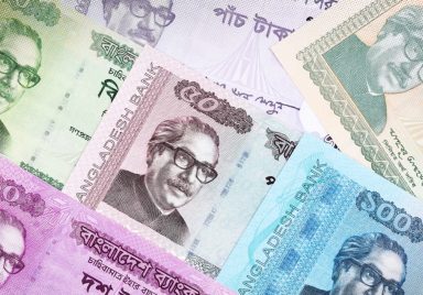 How much does each banknote cost to print?