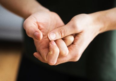 How safe is cracking your knuckles?