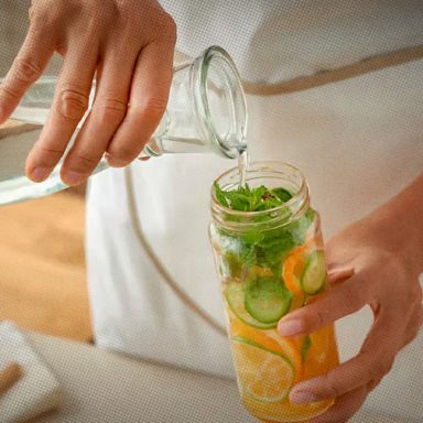 5 drinks to have before bed for better digestion