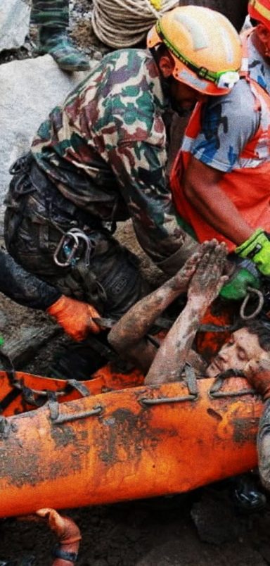 How is a WhatsApp group of 500 engineers helping rescue workers find survivors in Nepal?
