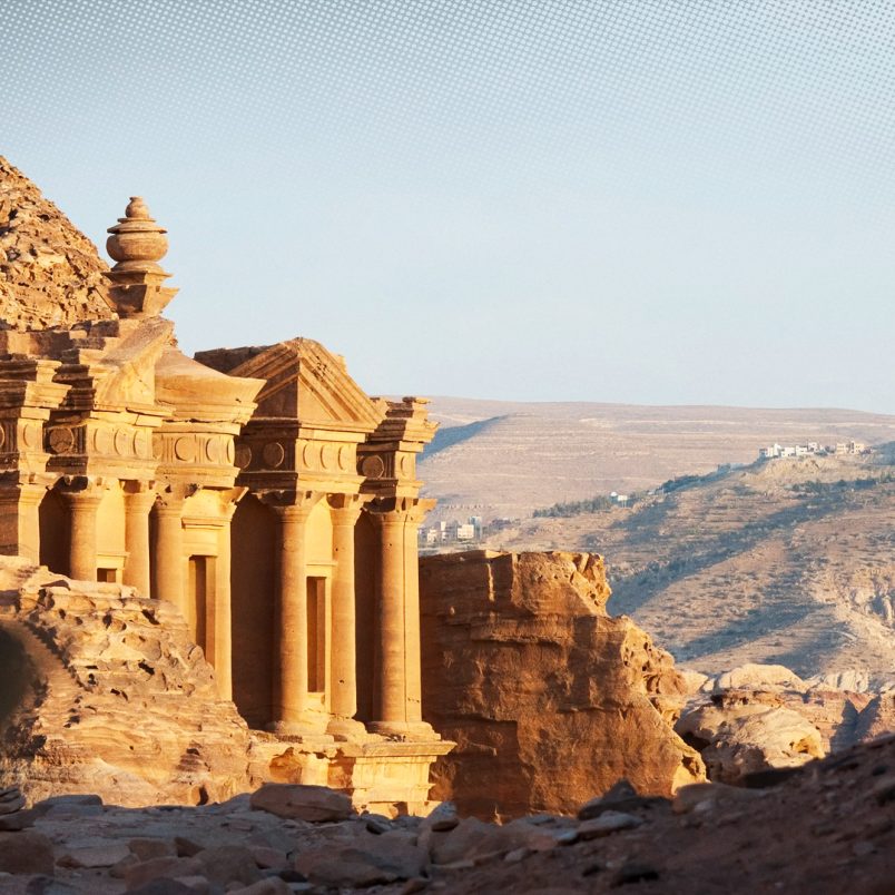 28 iconic places you should visit before they disappear from Earth