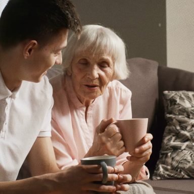 5 questions you should ask your grandparents while you can