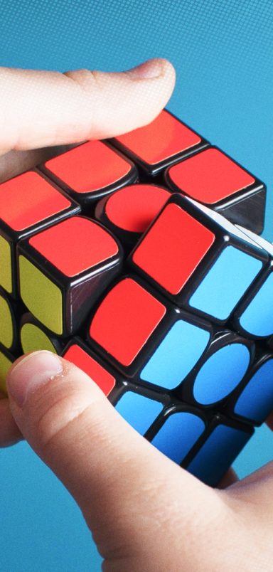 How to solve a Rubik's cube like a professional within a minute?