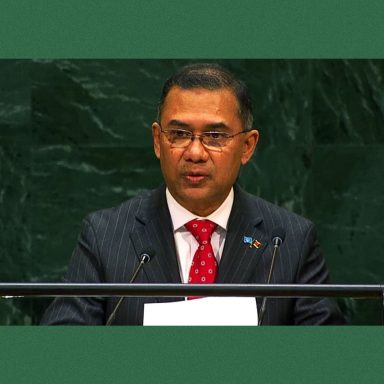 What does the PM’s 3-R repair strategy for Bangladesh include?