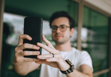 How new AI tools can predict cancer survival only by a patient selfie