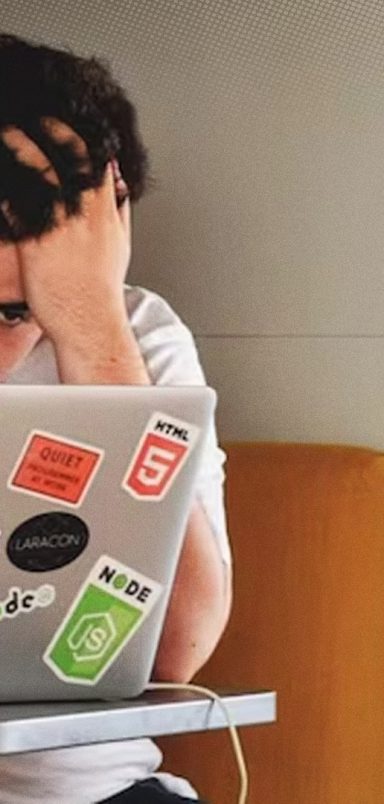 Top 5 challenges you face while studying abroad