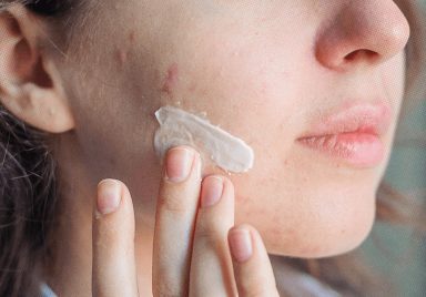 Is it true that toothpaste is an effective spot treatment?